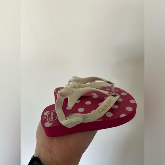 Minnie Mouse Havaianas Flip Flops - Picture 3 of 4